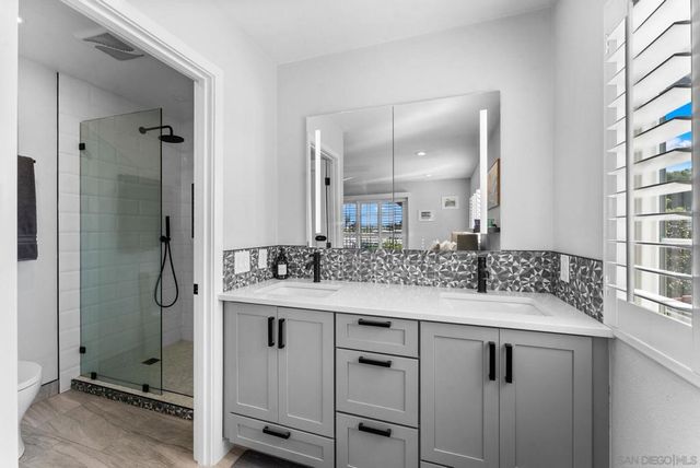 2146 Erie St, San Diego, CA 92110