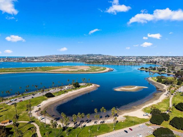 2146 Erie St, San Diego, CA 92110