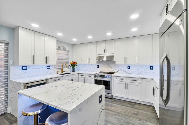 8113 SW 23rd Ct 25A, North Lauderdale, FL 33068