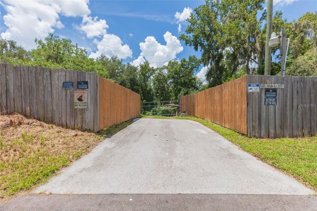 8719 HANDCART ROAD, Wesley Chapel, FL 33545