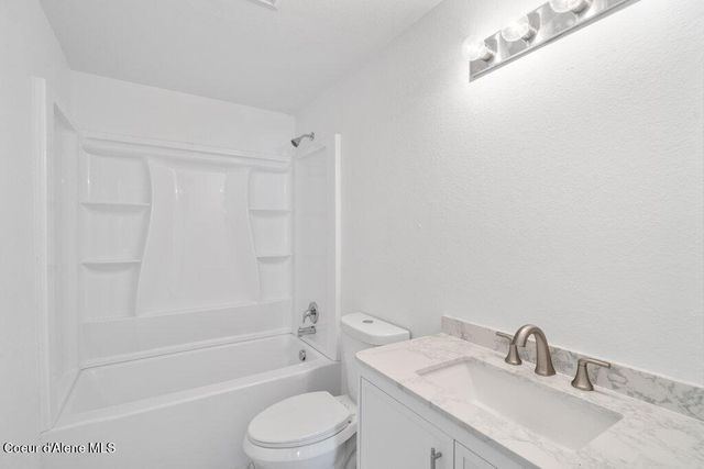 926 W Davidson Ave, Coeur D'alene, ID 83814