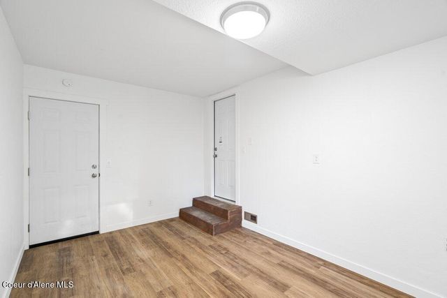 926 W Davidson Ave, Coeur D'alene, ID 83814