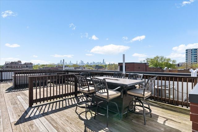 2133 N Campbell Avenue 1D, Chicago, IL 60647