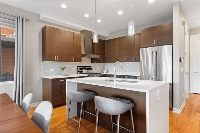 2133 N Campbell Avenue 1D, Chicago, IL 60647