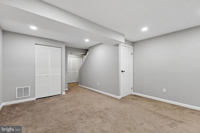 8317 BROOKVALE CT, Springfield, VA 22153