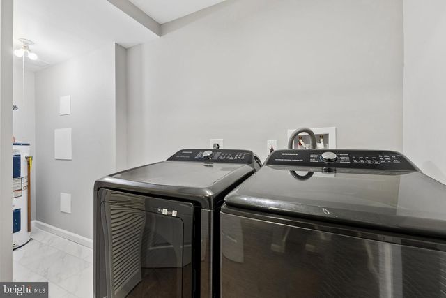 8317 BROOKVALE CT, Springfield, VA 22153