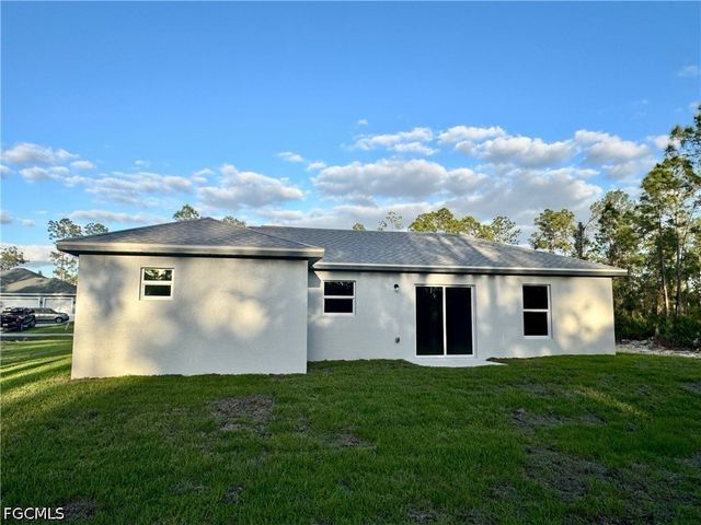 2305 Grant AVE, Alva, FL 33920