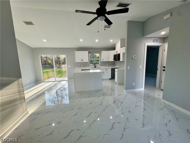 2305 Grant AVE, Alva, FL 33920