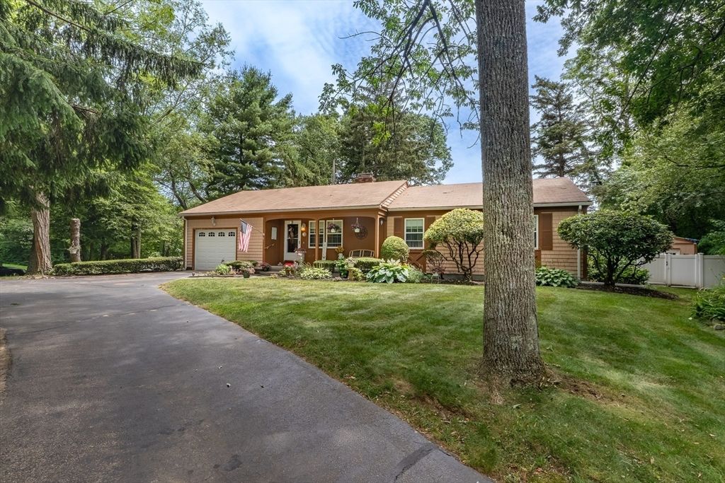 140 Stoney Hill Rd, Swansea, MA 02777
