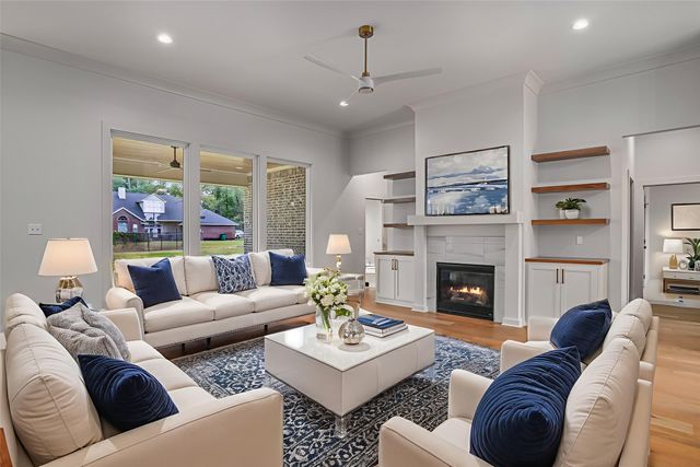 192 St Andrews Lane, Benton, LA 71006