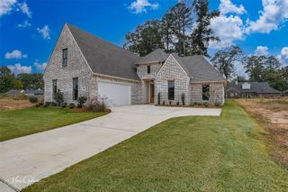 192 St Andrews Lane, Benton, LA 71006