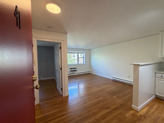 1691 Cambridge St 41, Cambridge, MA 02138