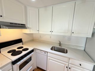 1691 Cambridge St 41, Cambridge, MA 02138
