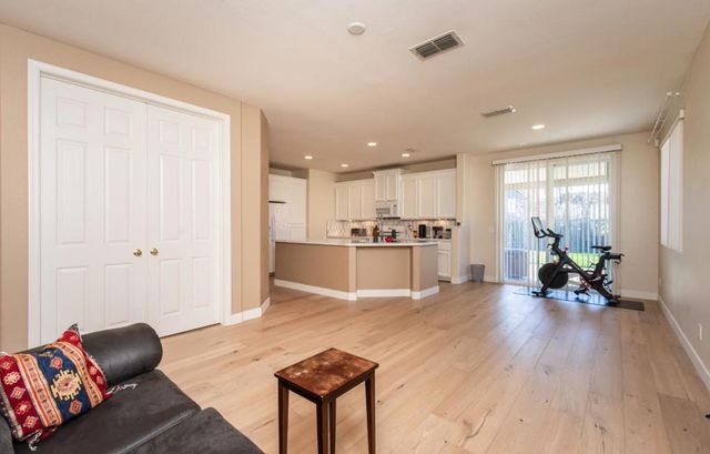 5020 Cleveland Bay Way, Elk Grove, CA 95757