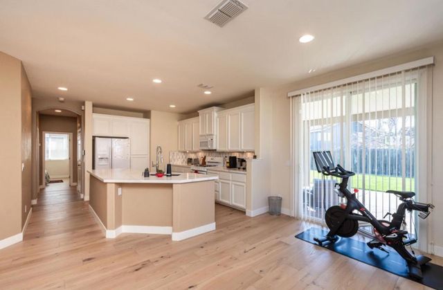 5020 Cleveland Bay Way, Elk Grove, CA 95757