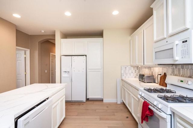 5020 Cleveland Bay Way, Elk Grove, CA 95757