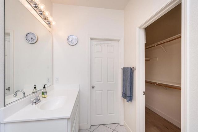 5020 Cleveland Bay Way, Elk Grove, CA 95757