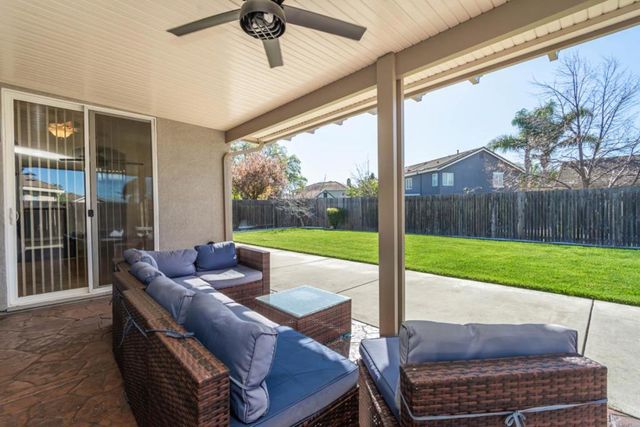 5020 Cleveland Bay Way, Elk Grove, CA 95757