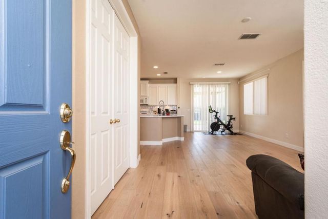 5020 Cleveland Bay Way, Elk Grove, CA 95757