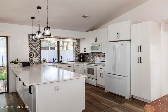 2335 L'ATRIUM Circle N, Ponte Vedra Beach, FL 32082