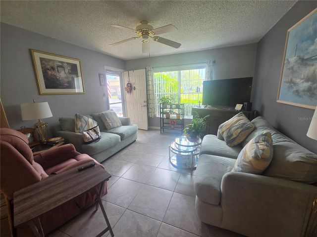 6433 TINA DRIVE 11, New Port Richey, FL 34653