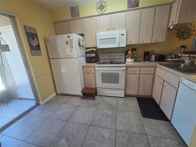 6433 TINA DRIVE 11, New Port Richey, FL 34653