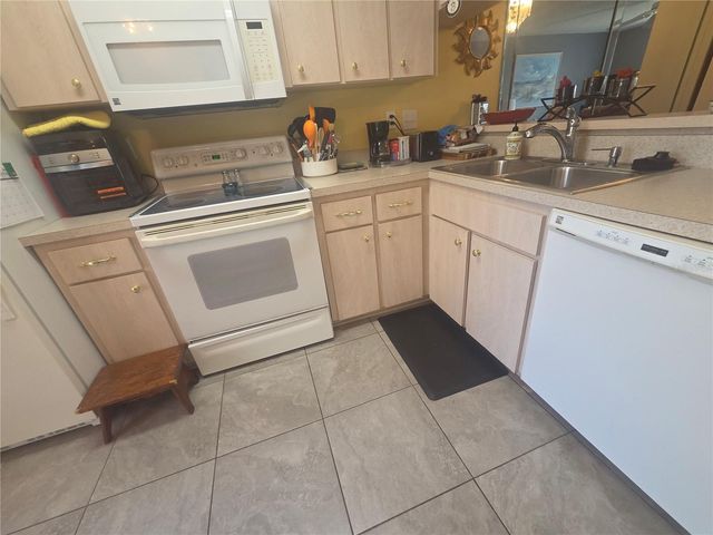 6433 TINA DRIVE 11, New Port Richey, FL 34653