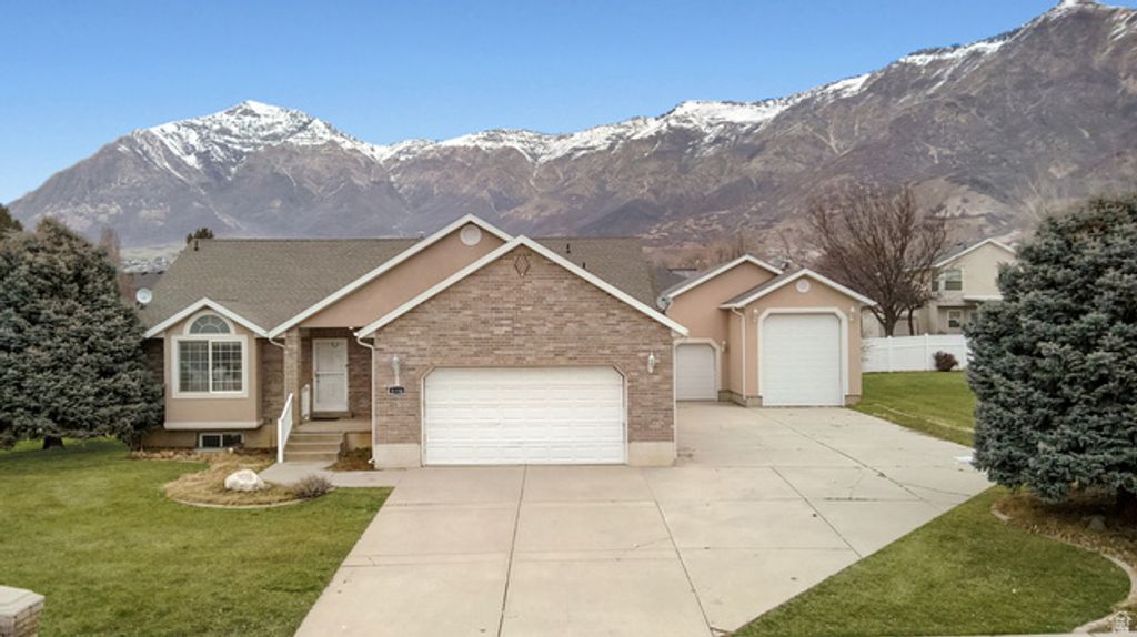 1114 E 2600 N, North Ogden, UT 84414