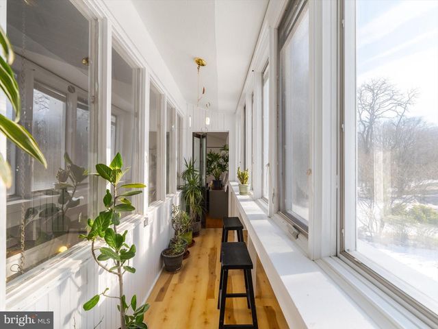 919 LABURNUM LN, Wyncote, PA 19095