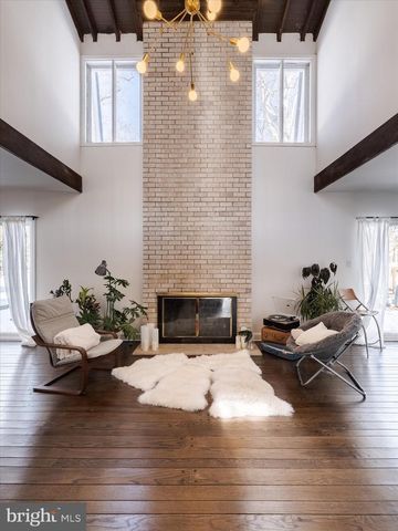 919 LABURNUM LN, Wyncote, PA 19095