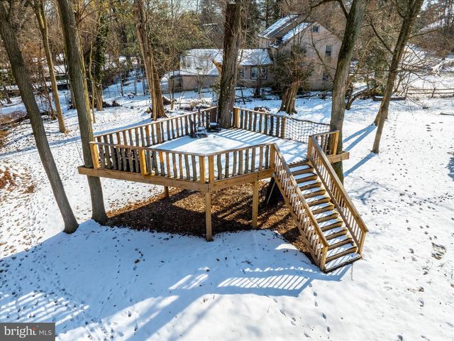 919 LABURNUM LN, Wyncote, PA 19095