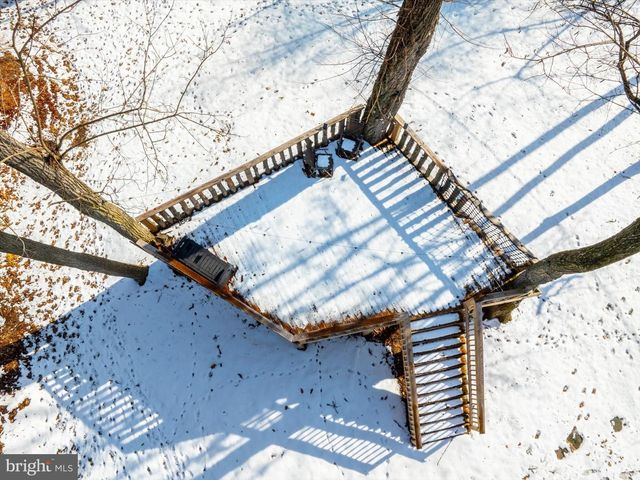 919 LABURNUM LN, Wyncote, PA 19095