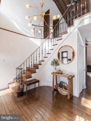 919 LABURNUM LN, Wyncote, PA 19095