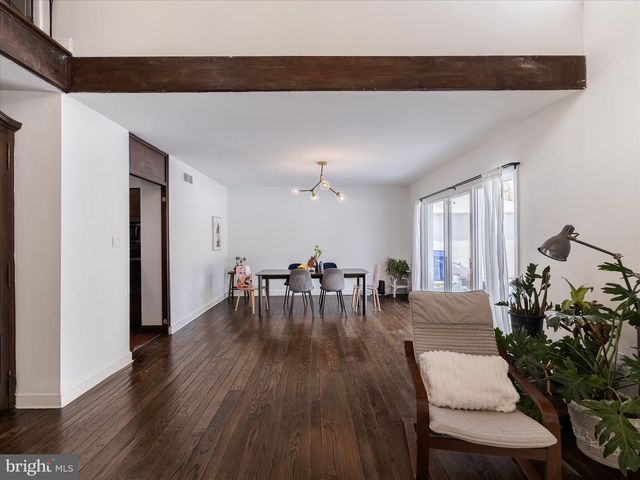 919 LABURNUM LN, Wyncote, PA 19095