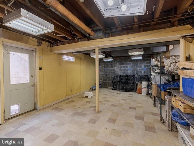 919 LABURNUM LN, Wyncote, PA 19095