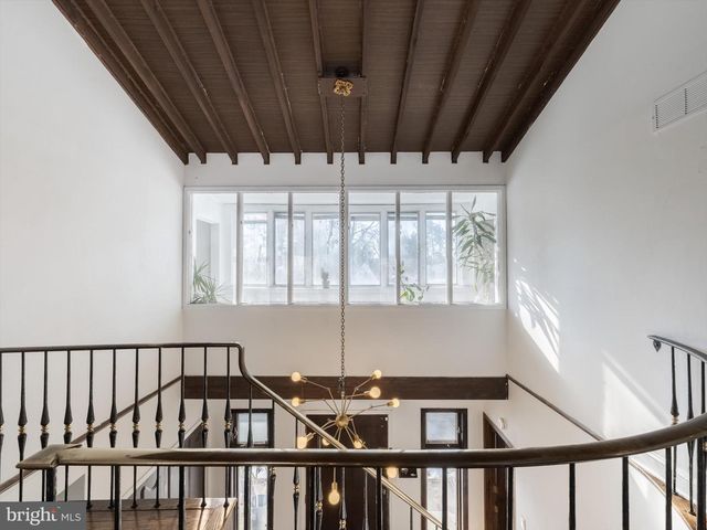 919 LABURNUM LN, Wyncote, PA 19095