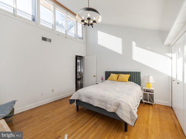 919 LABURNUM LN, Wyncote, PA 19095