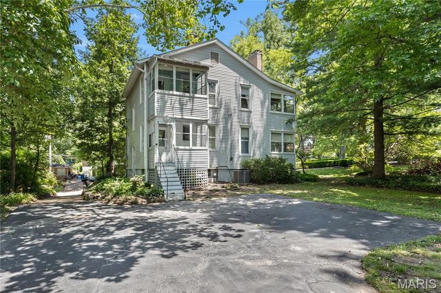 502 Carson Road, St Louis, MO 63135