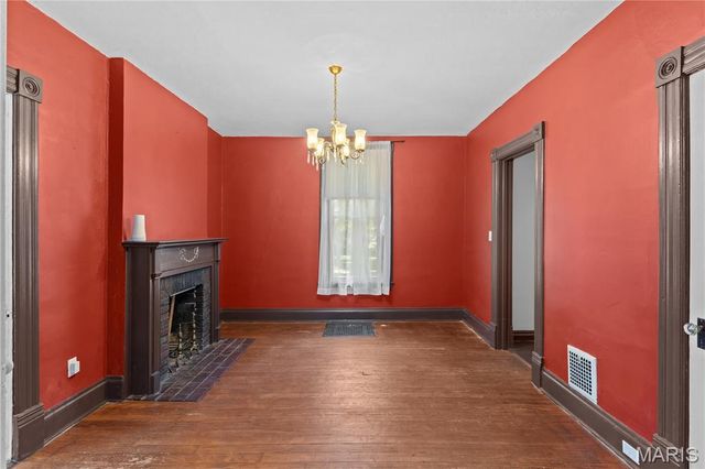 502 Carson Road, St Louis, MO 63135