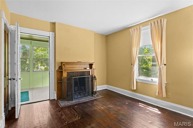 502 Carson Road, St Louis, MO 63135