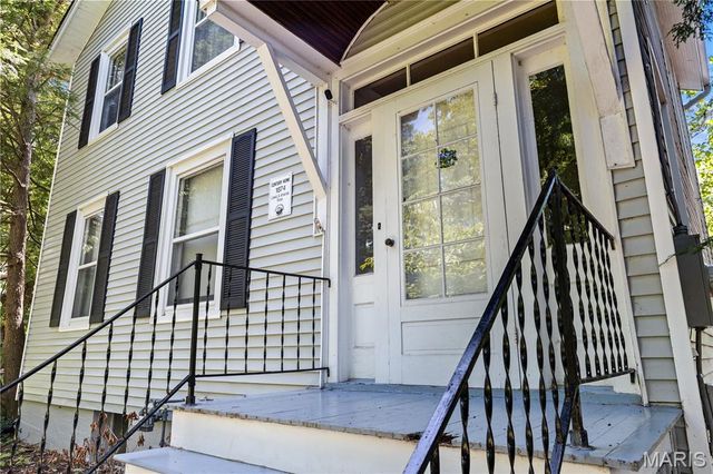 502 Carson Road, St Louis, MO 63135