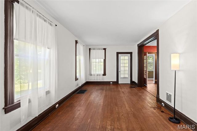 502 Carson Road, St Louis, MO 63135