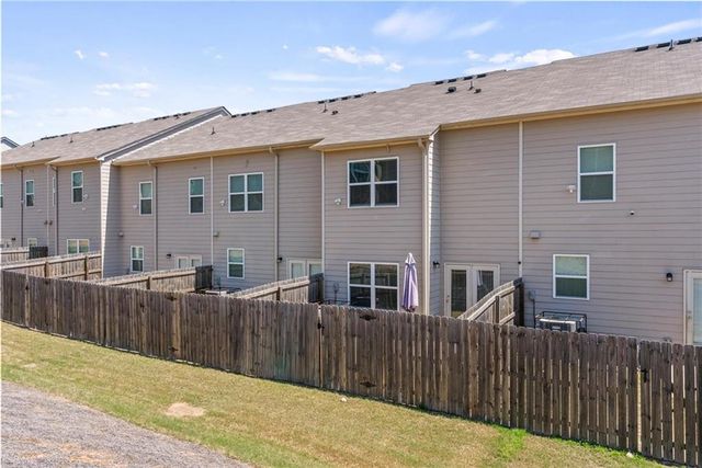 1950 Dillon Drive, Lithonia, GA 30058