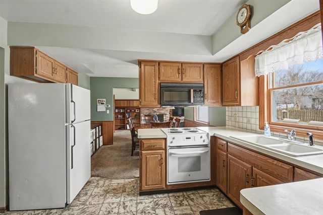 4700 Bonnie Avenue, Grand Rapids, MI 49508