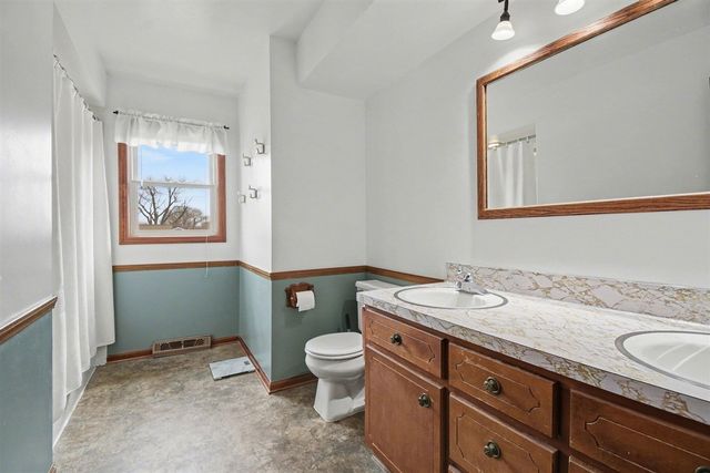 4700 Bonnie Avenue, Grand Rapids, MI 49508