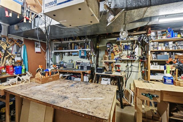 4700 Bonnie Avenue, Grand Rapids, MI 49508