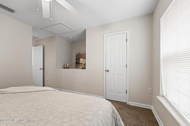 8446 MCGIRTS VILLAGE Lane, Jacksonville, FL 32210