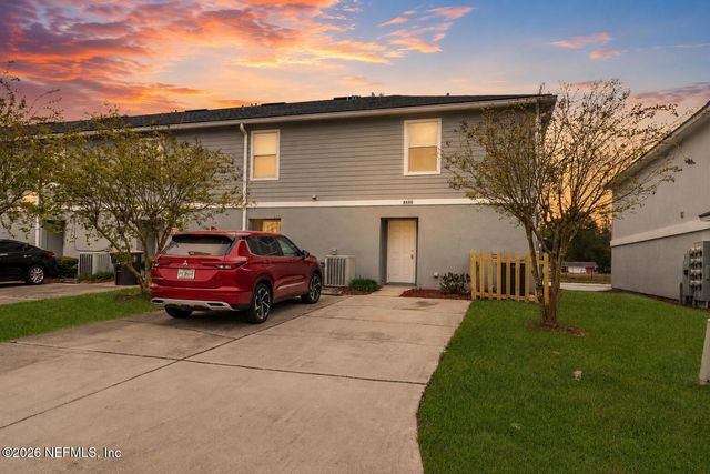 8446 MCGIRTS VILLAGE Lane, Jacksonville, FL 32210