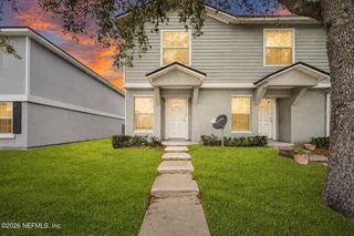 8446 MCGIRTS VILLAGE Lane, Jacksonville, FL 32210