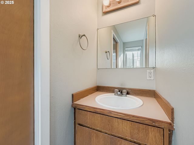 11268 Sw CHANTILLY, Wilsonville, OR 97070